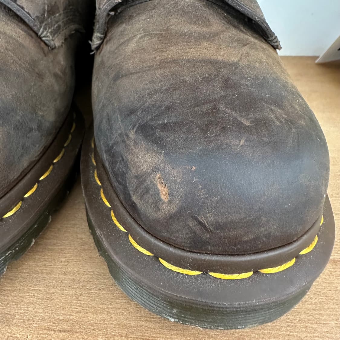 닥터마틴 939 부츠 ‘하비스트 브라운’ 상품이미지3