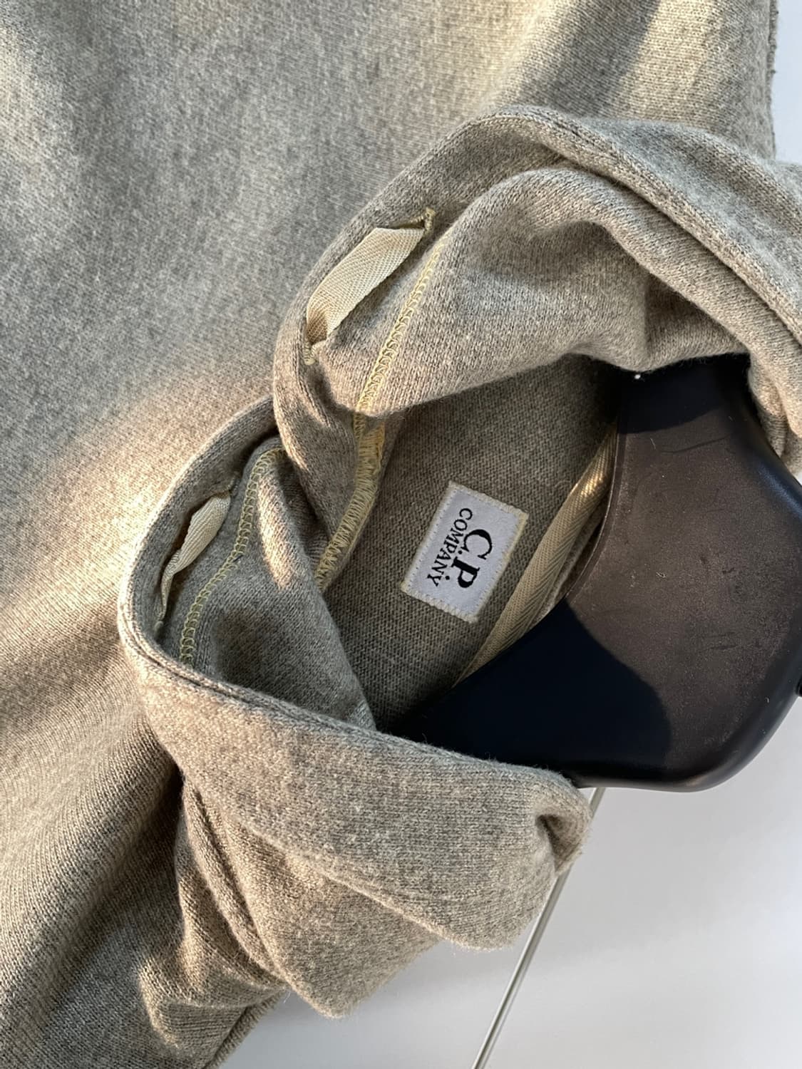 CP 컴퍼니 후드 니트 상품이미지3