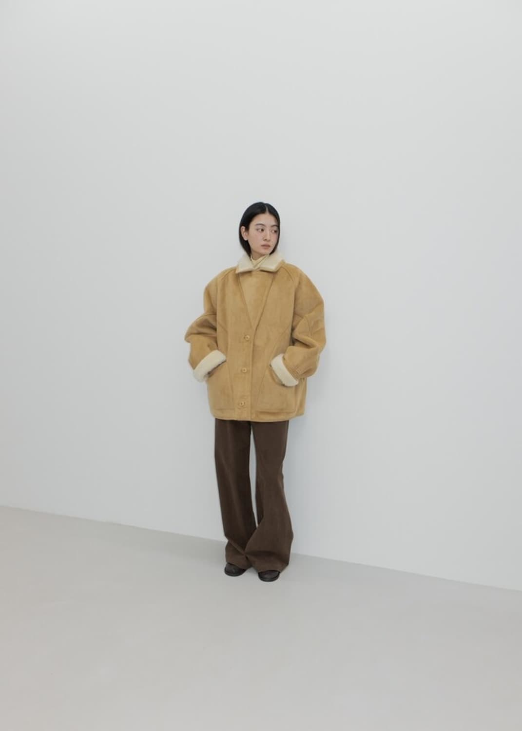 GBH 무스탕 25FW SHEARLING COAT / BEIGE 상품이미지5
