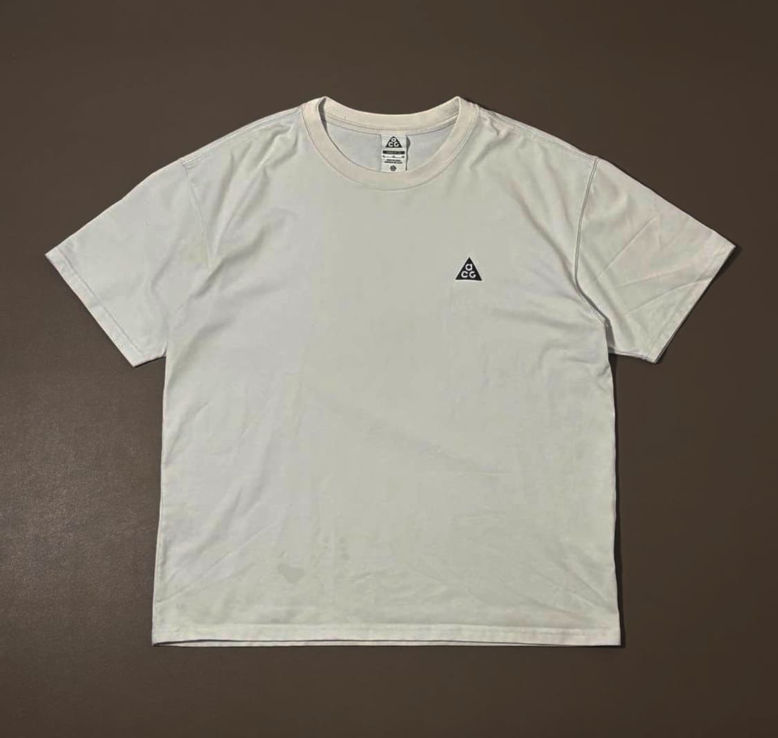 Nike ACG 나이키 화이트 라운드 반팔 상품이미지1