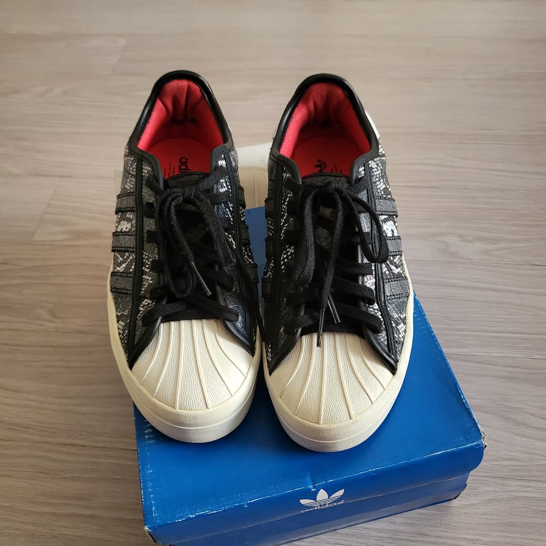 아디다스 슈퍼스타 뱀피(230) 상품이미지2