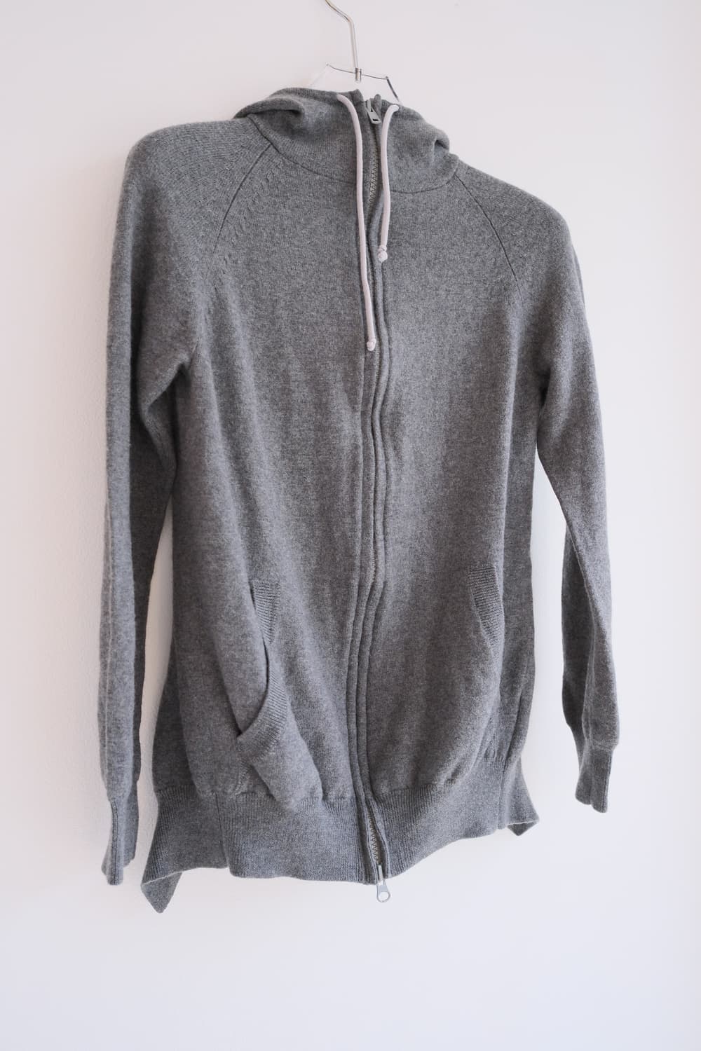Back frill knit hood zip-up 상품이미지3