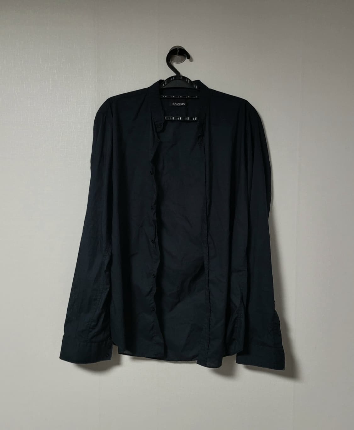 Balmain destroyed shirts 상품이미지1