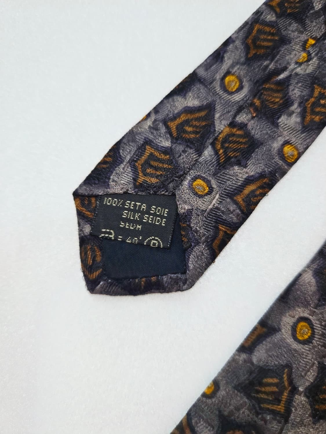 에르메네질도 제냐 실크100 그레이 넥타이 상품이미지4