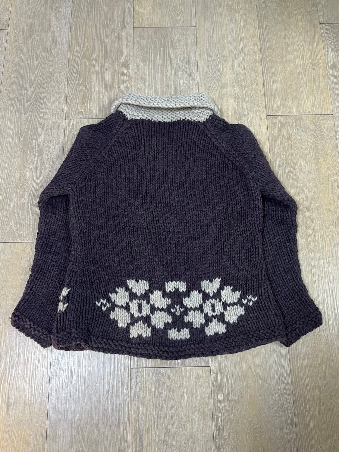 단추 포인트 보라색 가디건 상품이미지4