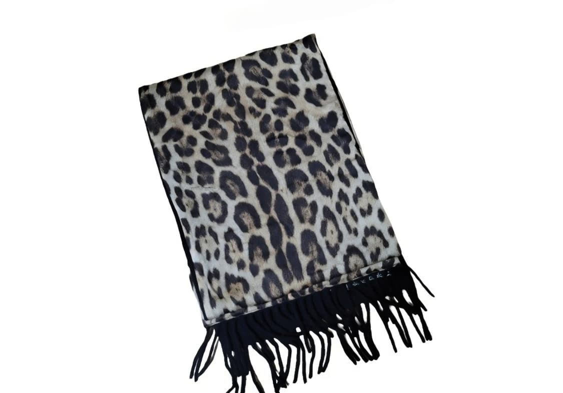 roberto cavalli 로베르토까발리 양면 목도리

 상품이미지2