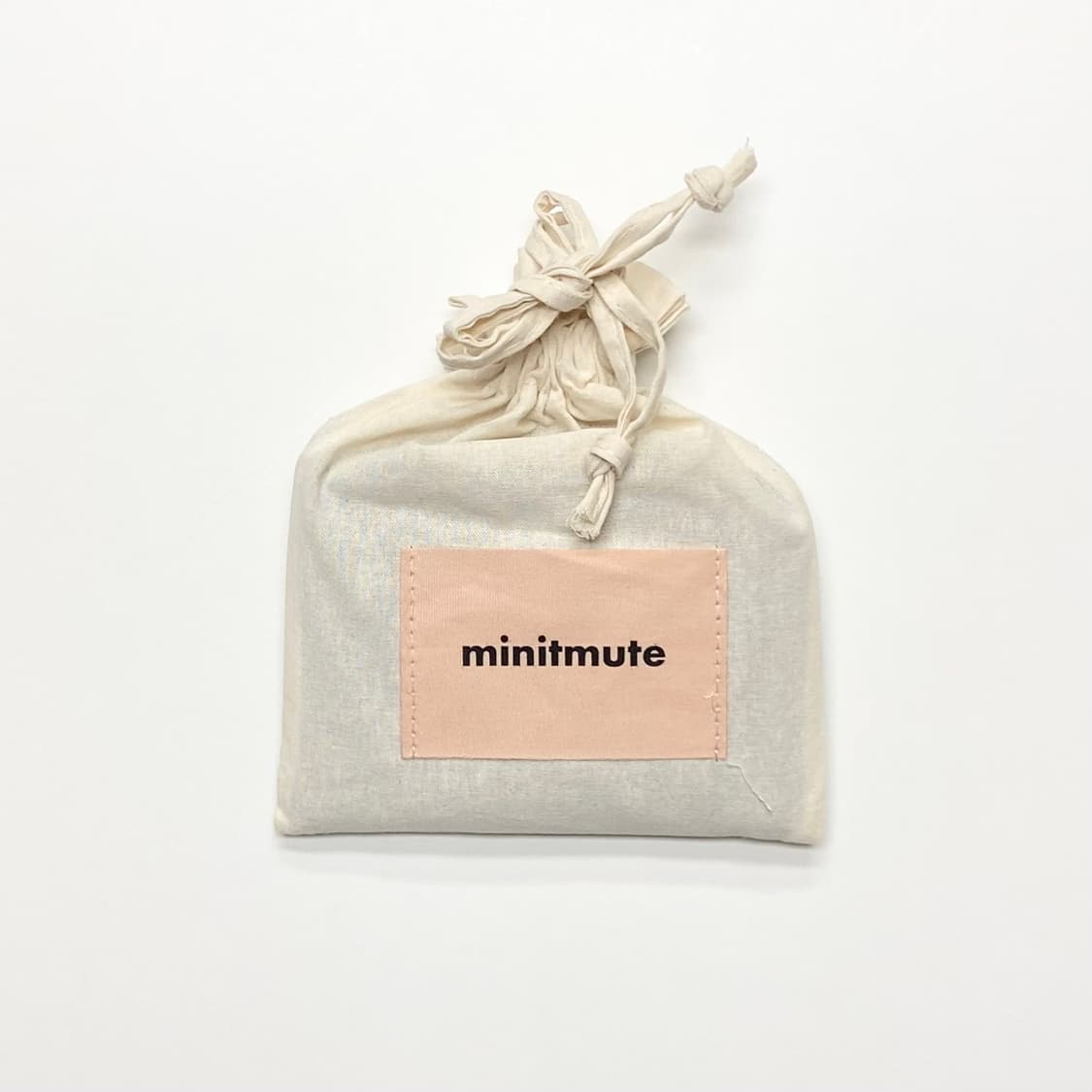 오늘만할인)미닛뮤트 클로 마이크로 크로스백 가방 블랙 상품이미지2