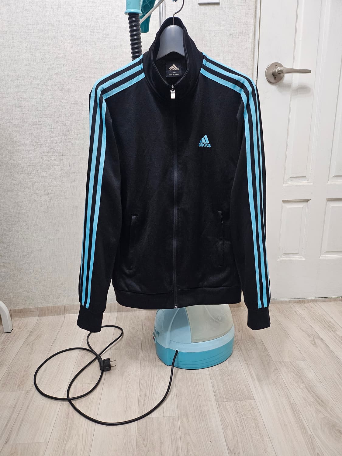 (95)M ☆초대장급☆ 아디다스 에센셜 [검하] 트랙탑져지 상품이미지1