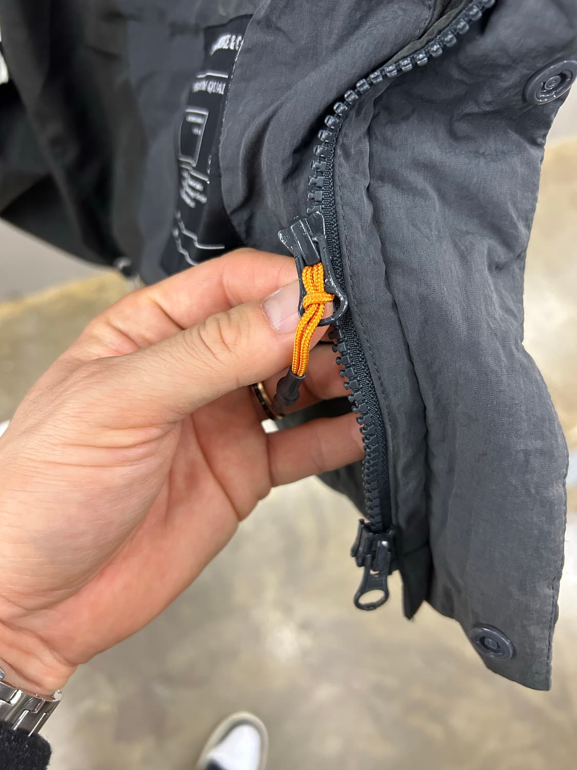 유니폼 브릿지 앤코 그레이 덕다운 패딩 상품이미지8