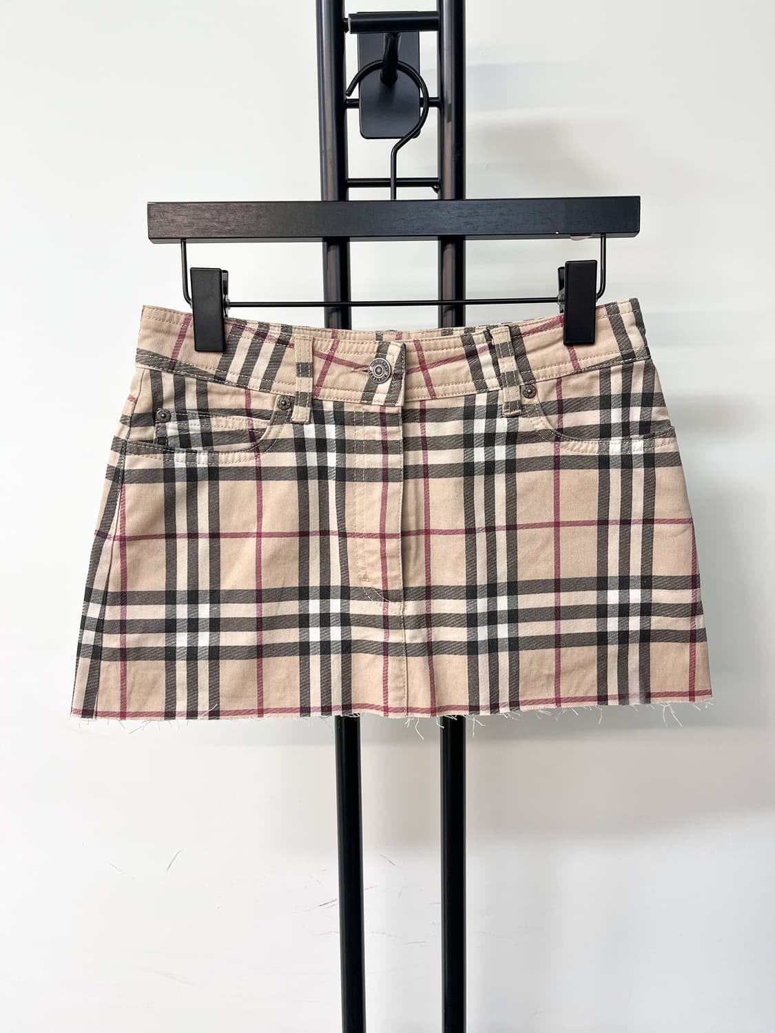 버버리 OG 노바 체크 숏 스커트 상품이미지1