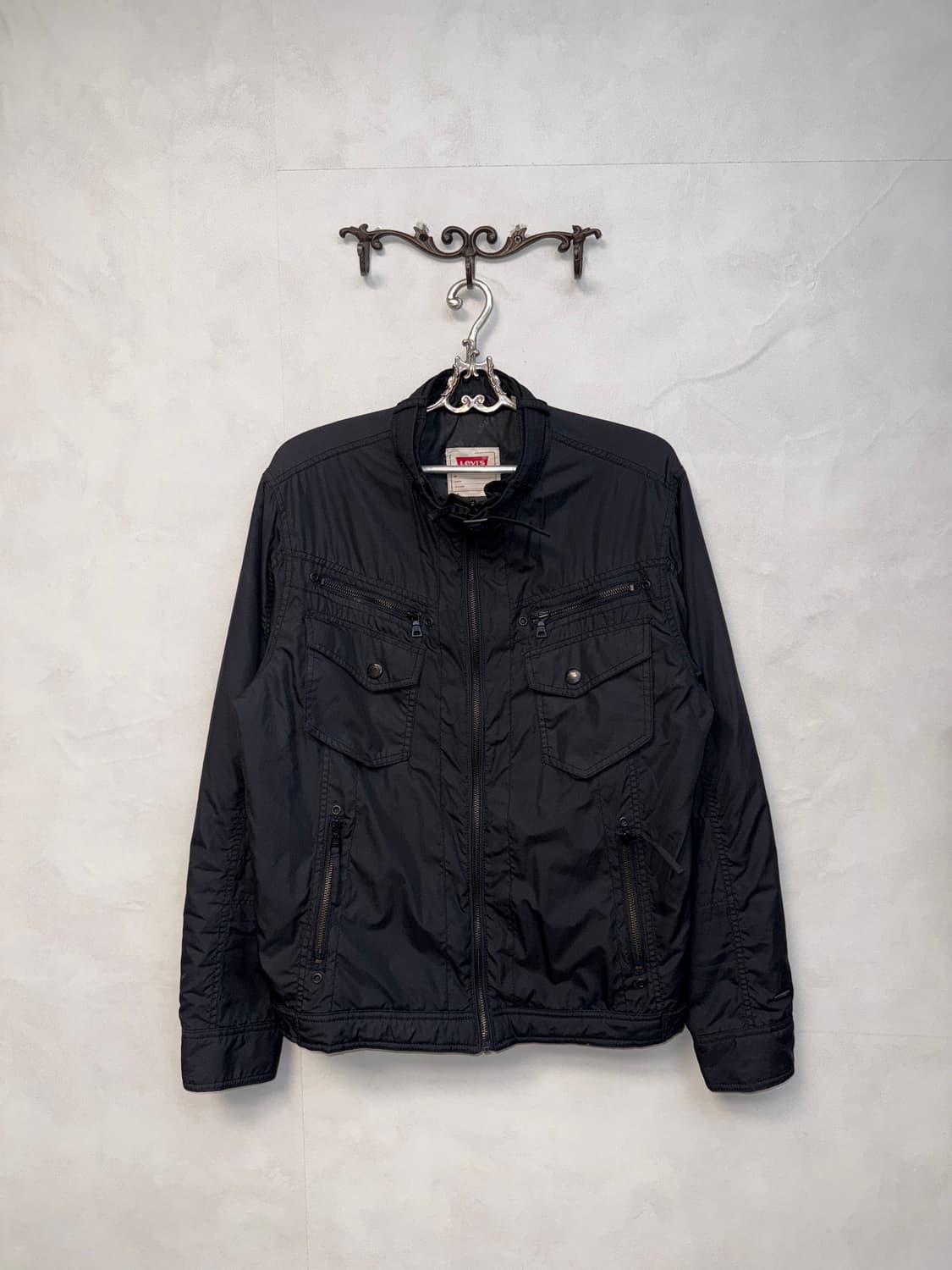 Levi’s black y2k buckled padded jacket 상품이미지1