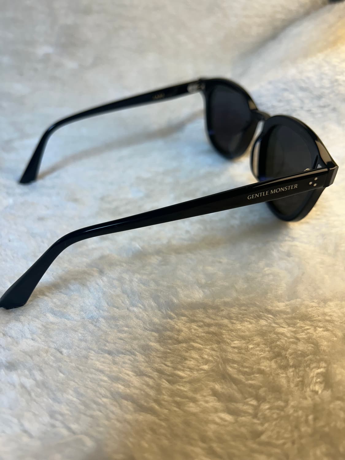 젠틀몬스터 제이드-01(블랙/블랙) 상품이미지3