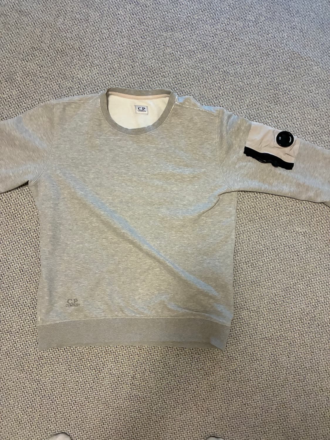 Cp컴퍼니 렌즈 와팬맨투맨100사이즈 상품이미지2