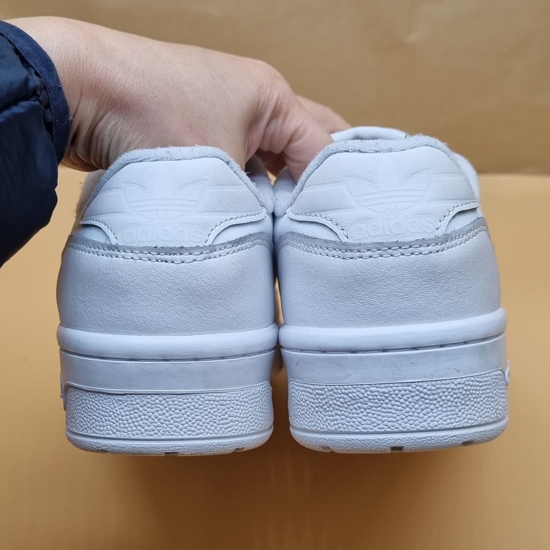 아디다스 라이벌리 로우 남성스니커즈260. 상품이미지4