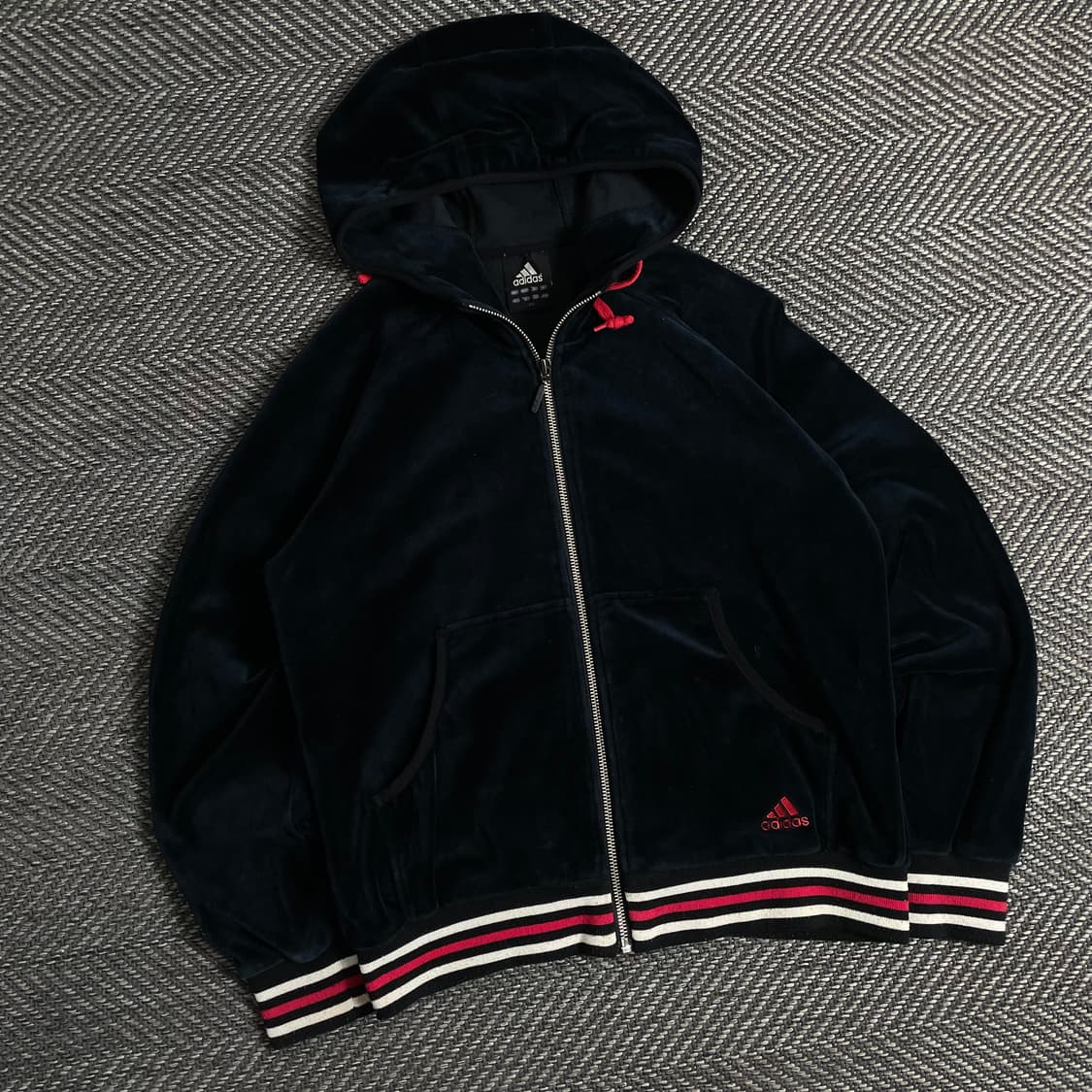00s 아디다스 벨벳 크롭 후드 트랙탑 블랙y 3179 상품이미지1