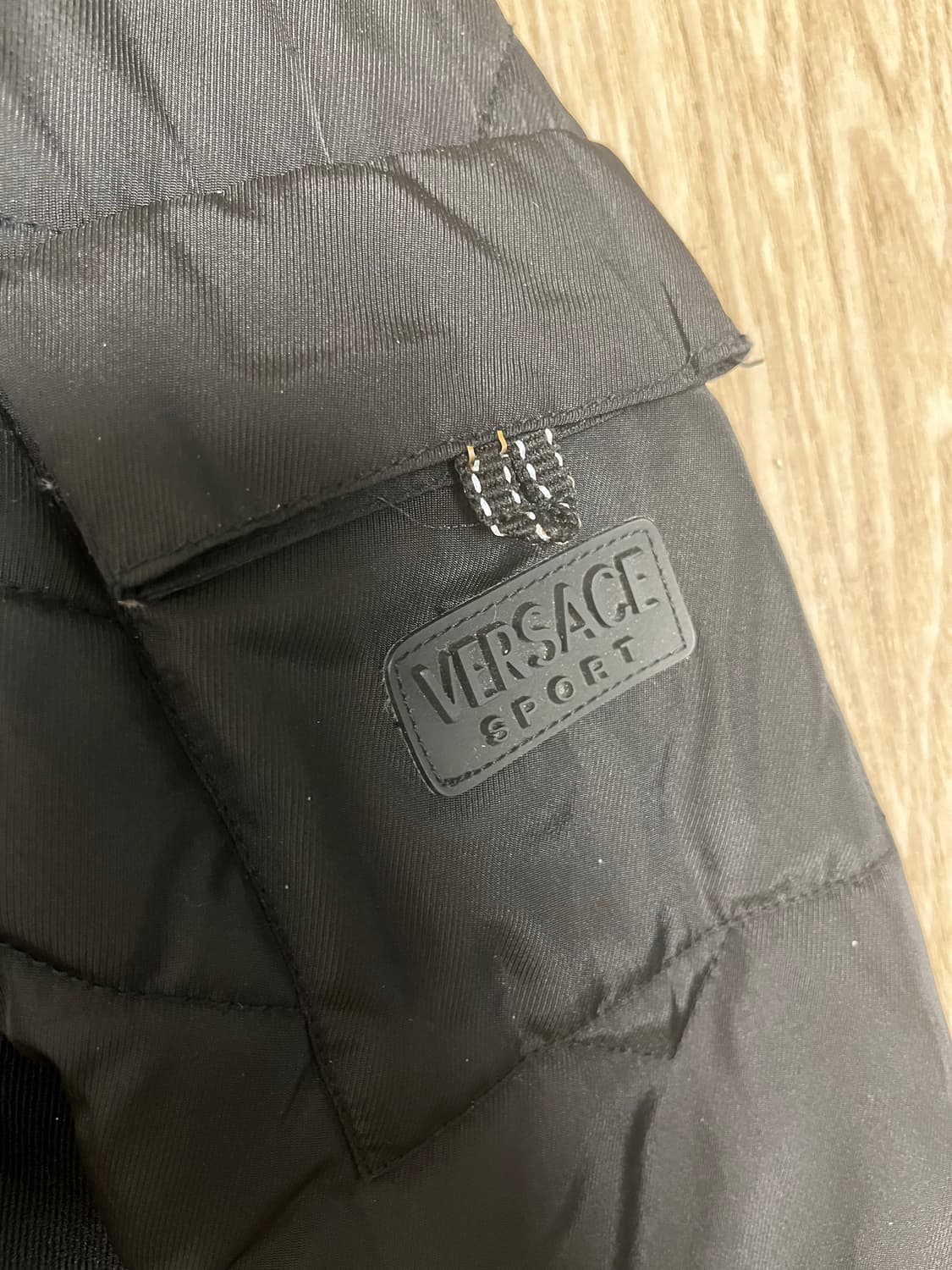 베르사체 스포츠 블랙 패딩 점퍼 상품이미지4