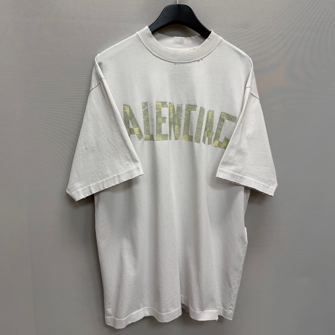 발렌시아가 테이핑 로고 빈티지 반팔티 ( 110 ) 상품이미지2