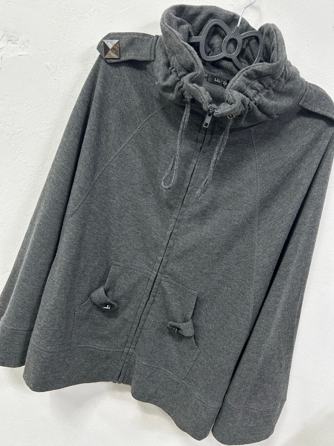 [LAZY DAISY] 펑크 y2k 스터드 케이프 상품이미지7