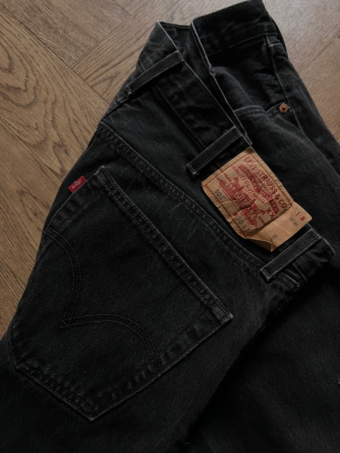 [38]00's 리바이스 501 빈티지 워싱 흑청 데님 팬츠 상품이미지6