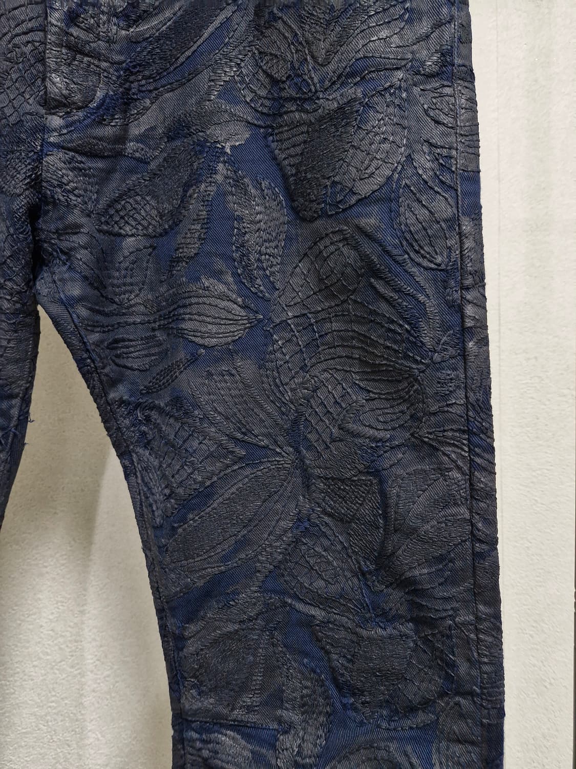 [31] 발망 FW12 나뭇잎 자수 팬츠 상품이미지3