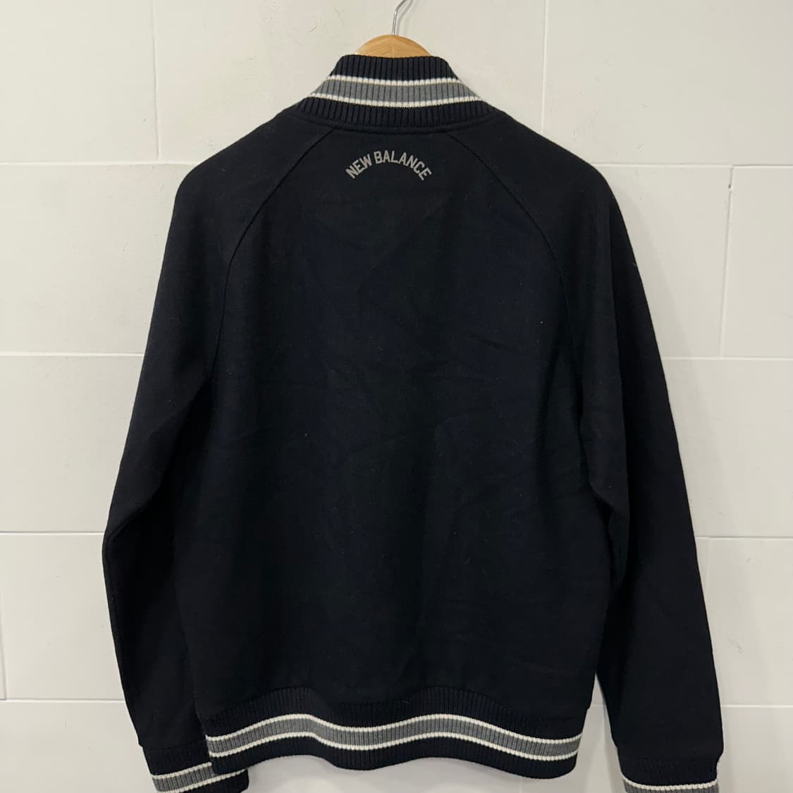 뉴발란스 바시티 자켓 상품이미지5