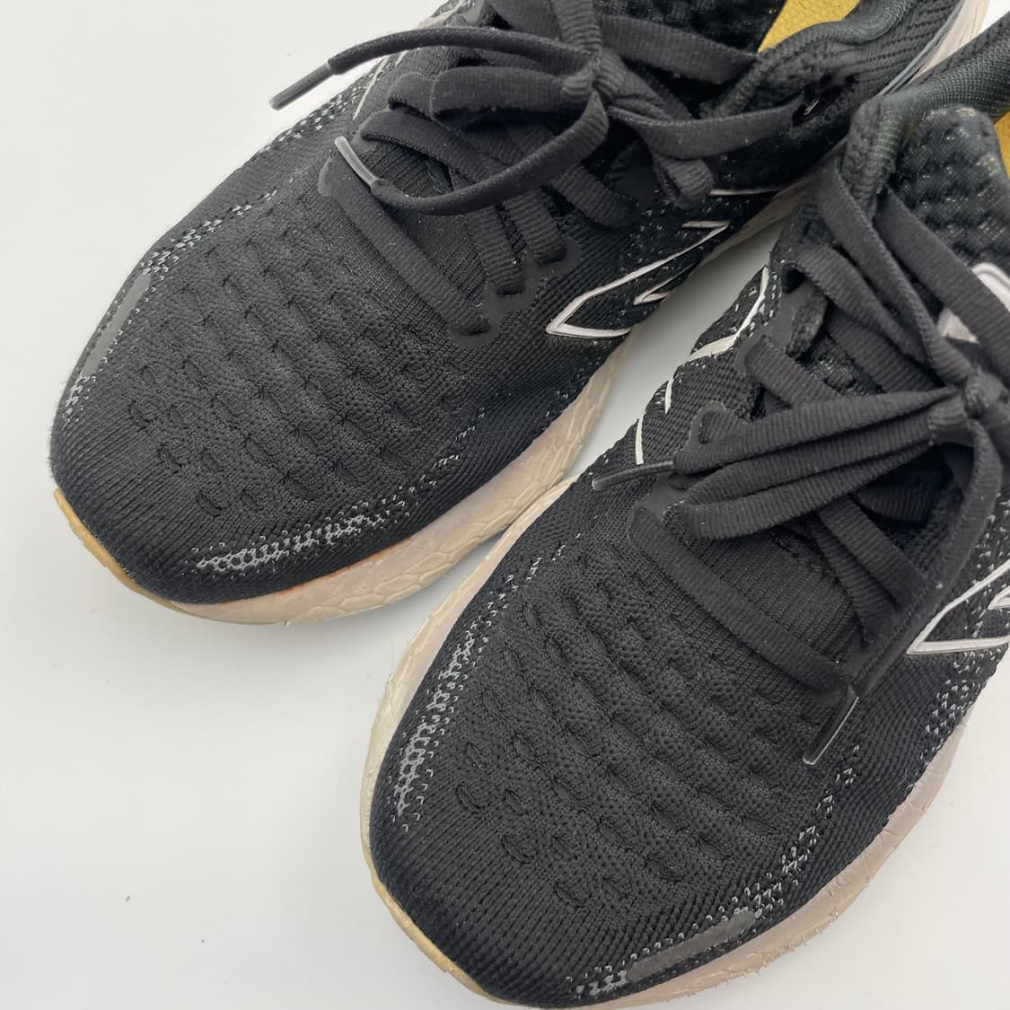 뉴발란스 검정색 여성 운동화 신발 235 상품이미지2