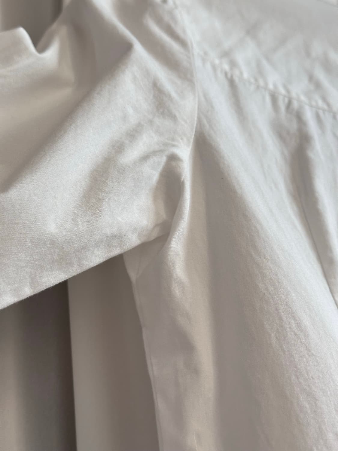 버버리 블루라벨 화이트 러플 셔츠 상품이미지6