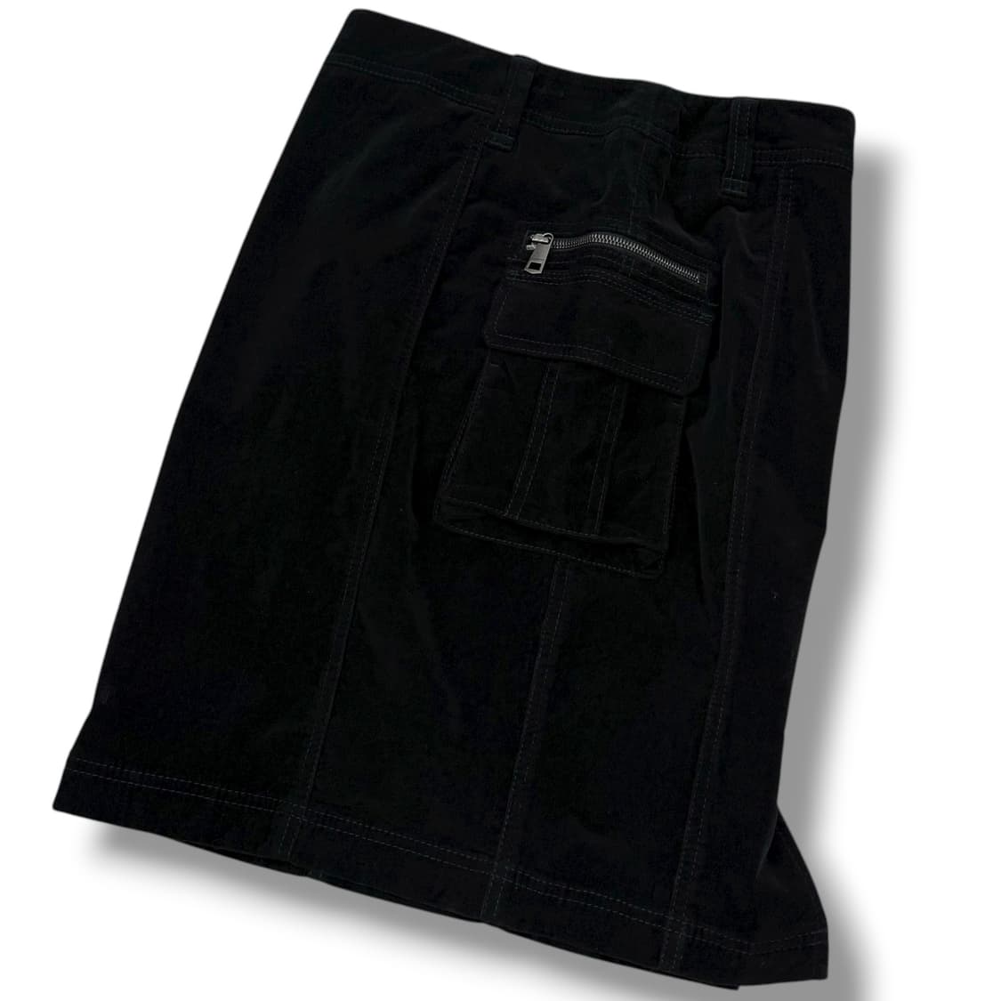 버버리 블랙 코듀로이 포켓 미디스커트 상품이미지3