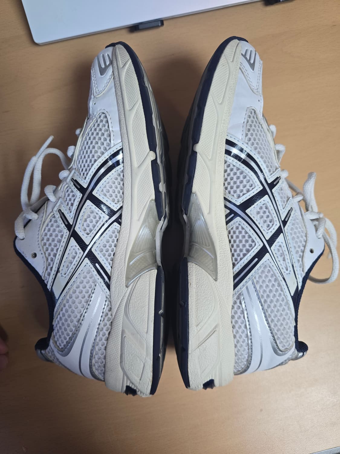 아식스 젤1130 화이트미드나잇 240 상품이미지3