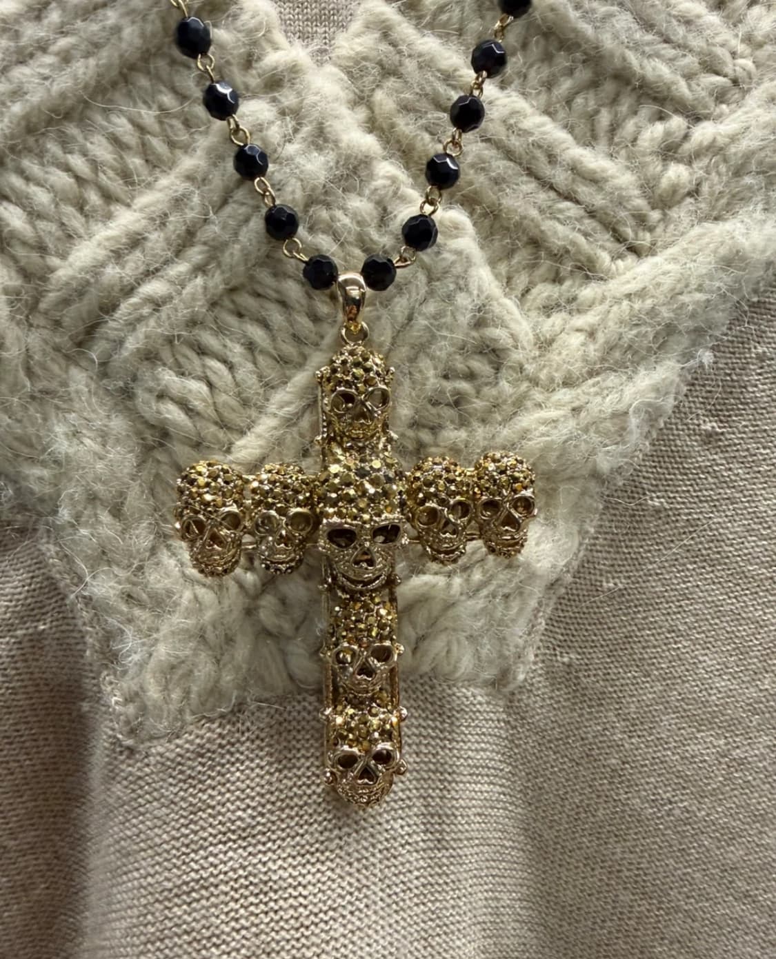 Butler&wilson 스컬 십자 목걸이 골드 상품이미지1