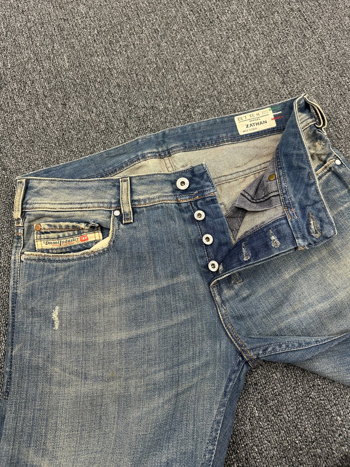 31) 디젤 자탄 빈티지 부츠컷 데님팬츠 상품이미지5