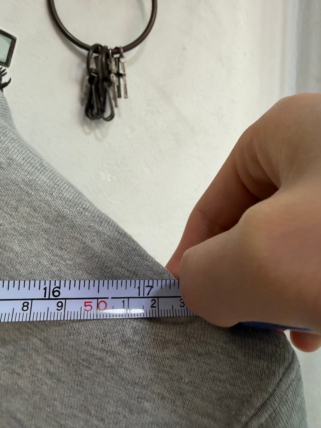 유니클로 UT KAWS 맨투맨 XXL 회색 상품이미지7