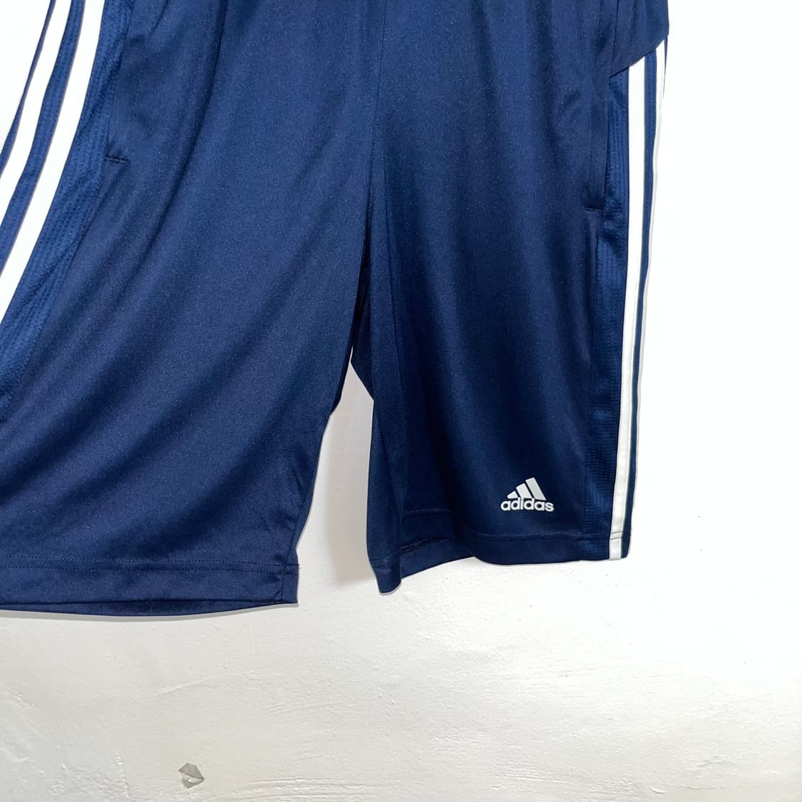 Adidas navy  half track pants 상품이미지4
