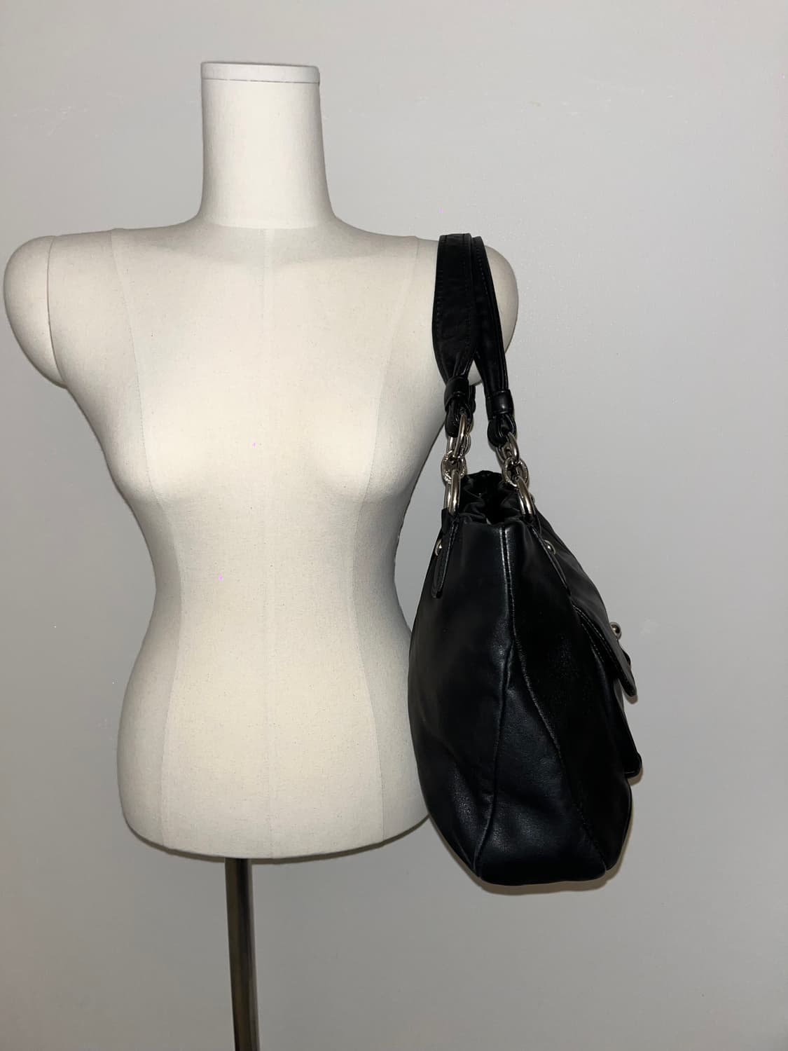 Coach allblack shoulder bag 상품이미지5