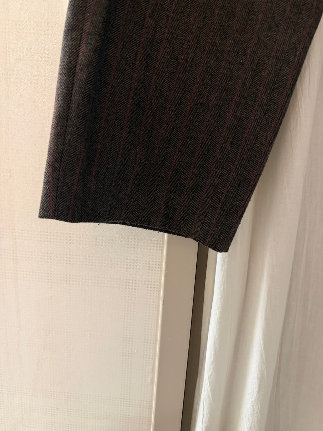 아모멘토 울 스트라이프 마틴 팬츠 / 브라운 상품이미지4