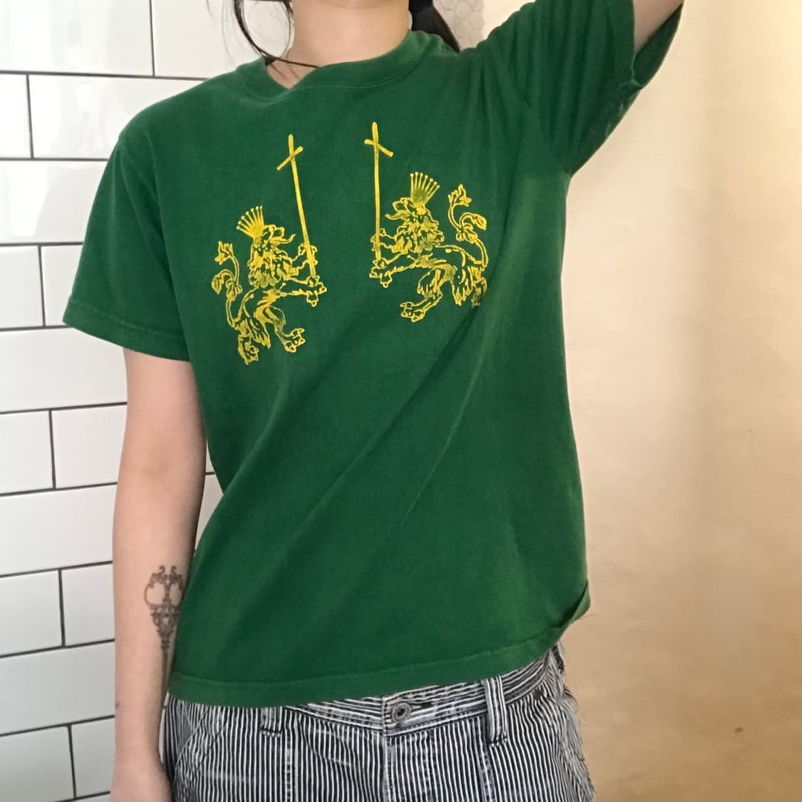 빈티지 엠블럼 그래픽 티셔츠 상품이미지2