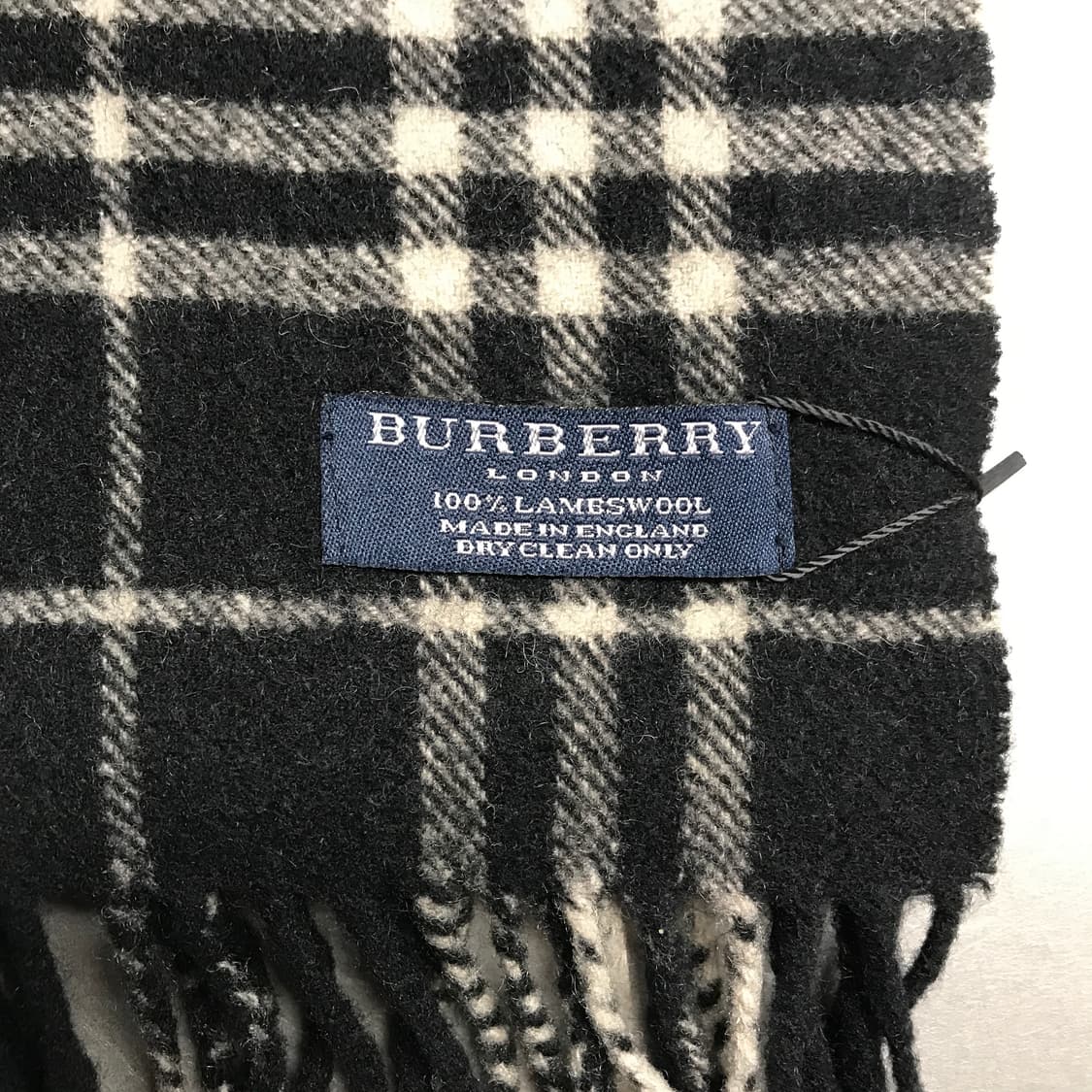 버버리 정품 램스울 머플러 블랙 상품이미지4