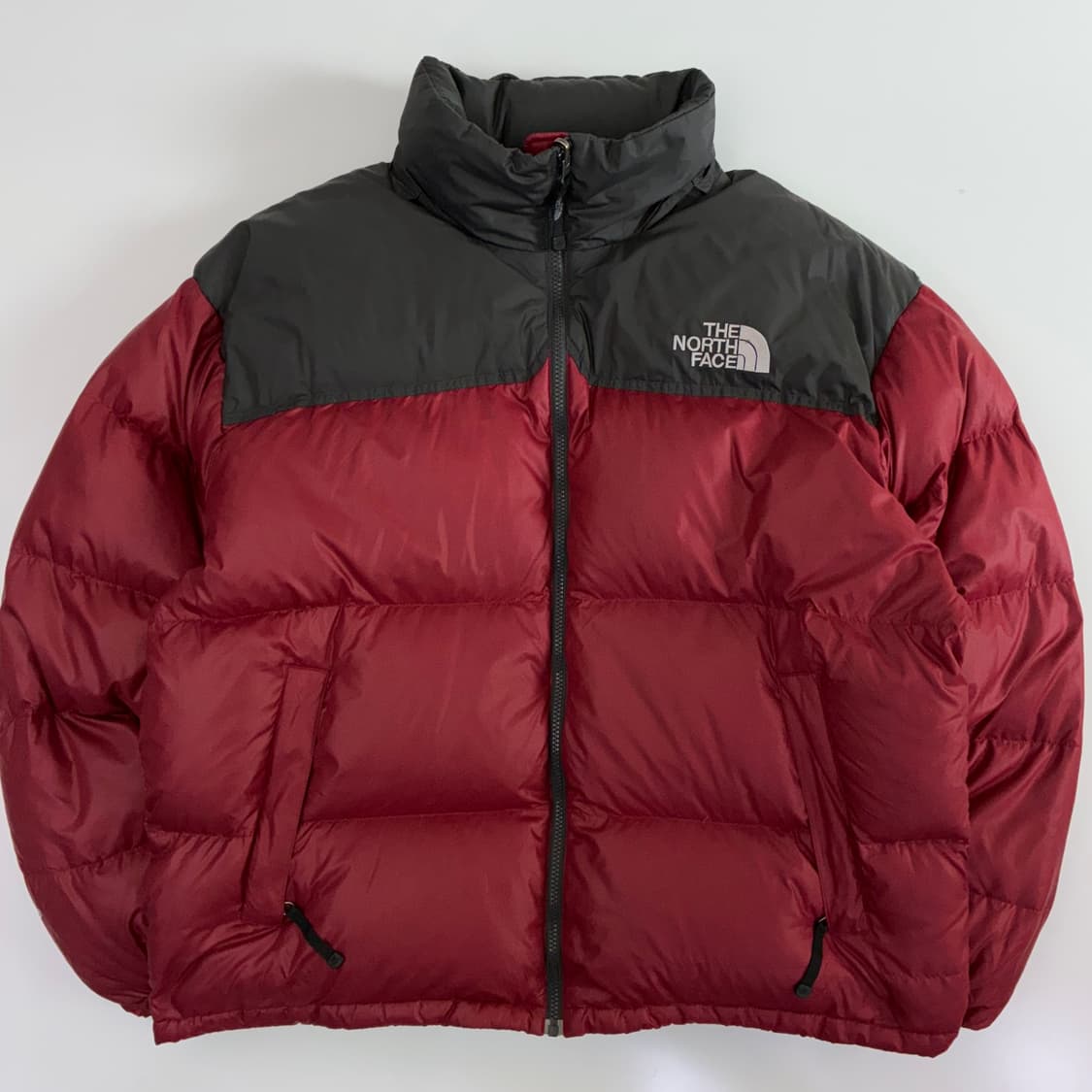 North Face 노스페이스 90‘s 레드 블랙 700 푸퍼 패딩 상품이미지1