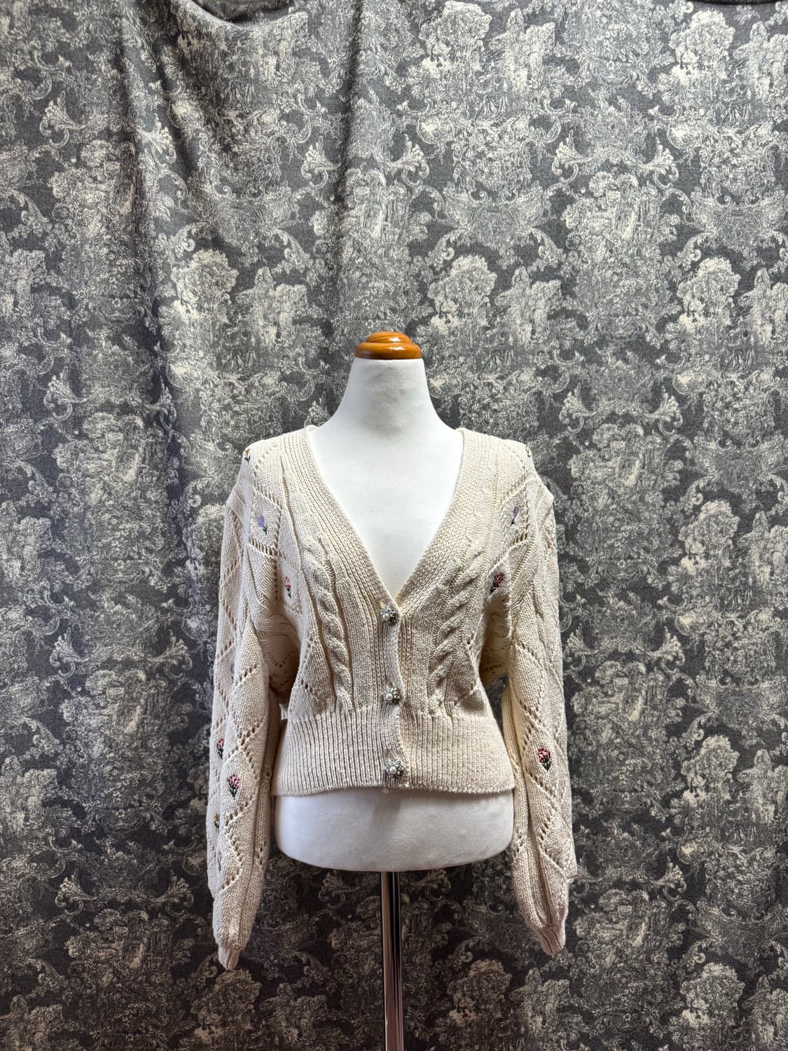 zara 자라 플라워 자수 가디건 상품이미지1