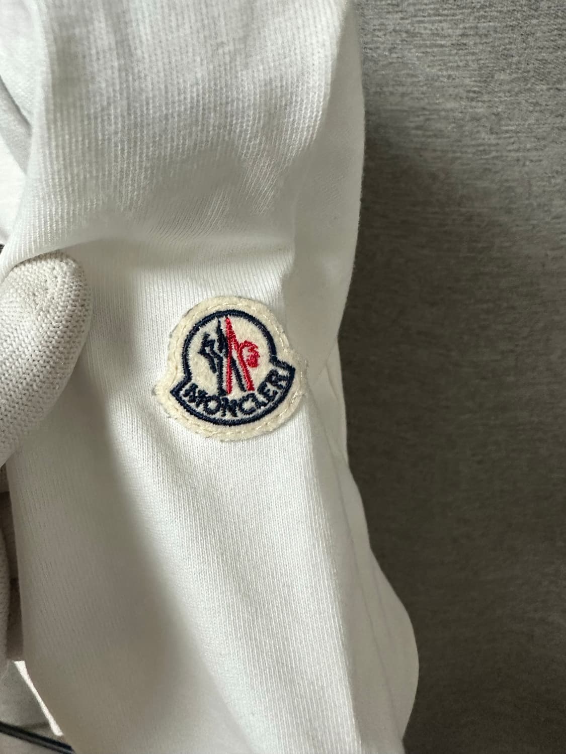 몽클레어 빅로고 프린팅 와펜 반팔 화이트 (XL) 상품이미지3