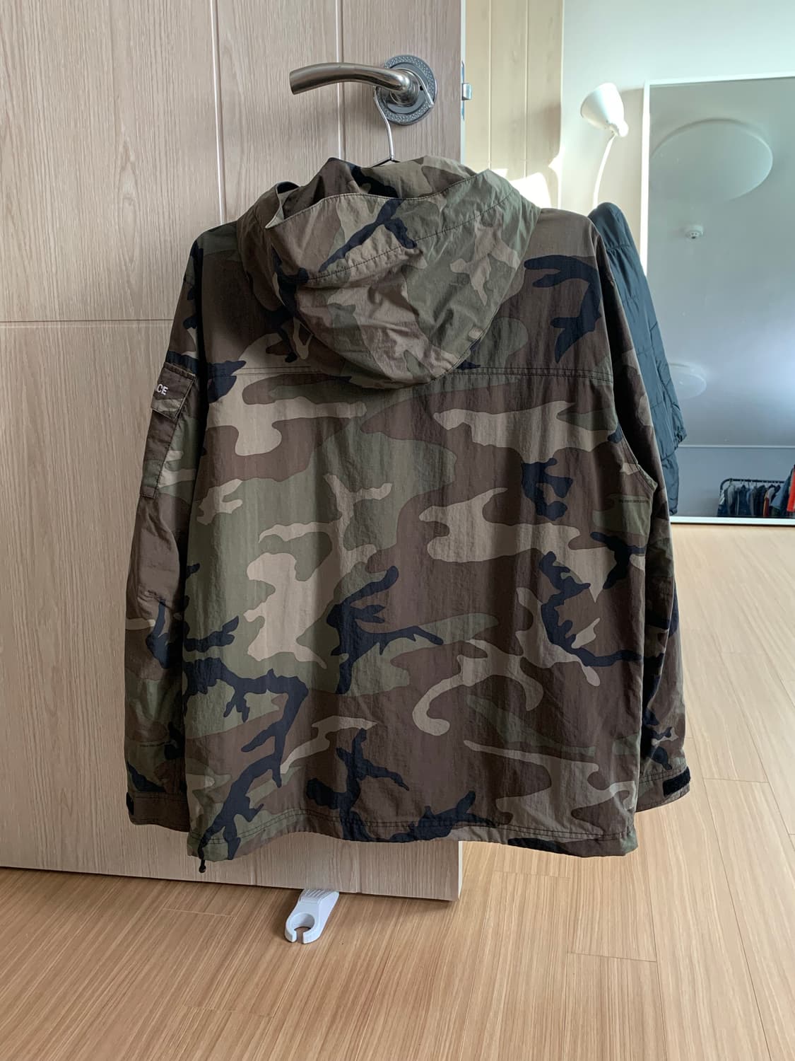 노스페이스 밀리터리 카모 바람막이 상품이미지3