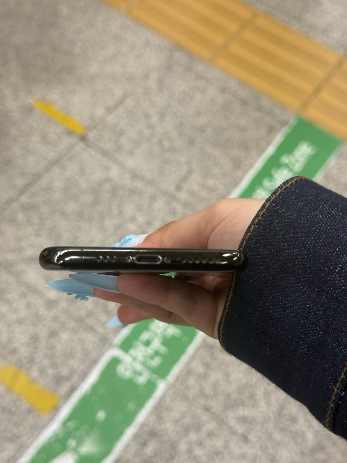 미국판무음) 아이폰  xs 256기가 상태 좋음 상품이미지3