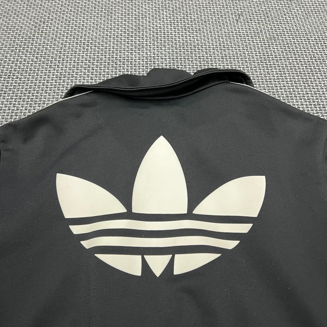 착샷O 아디다스 블랙 빅로고 져지 85 상품이미지6