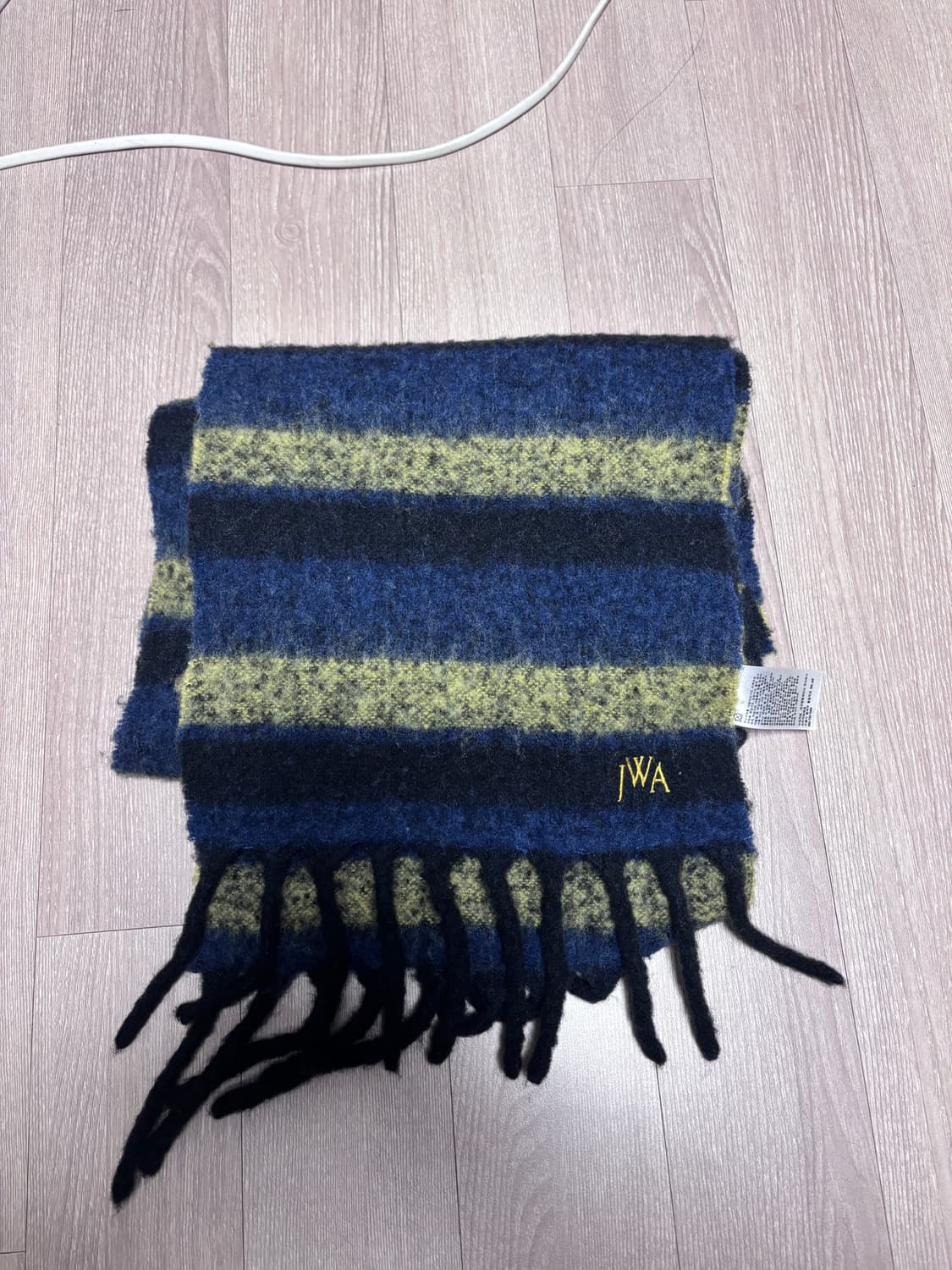 유니클로 jw앤더슨 머플러 상품이미지3