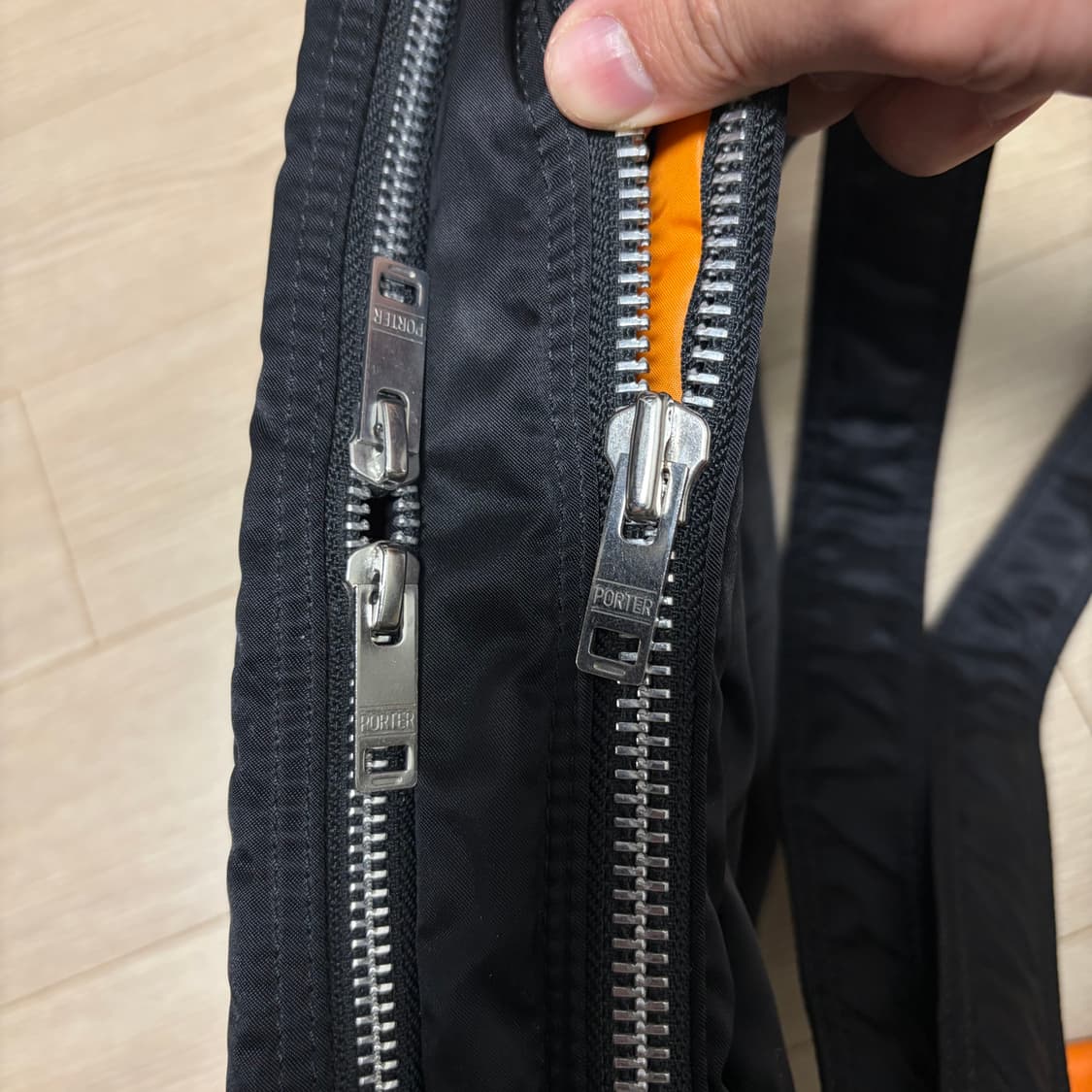 요시다포터 porter 탱커 숄더백 블랙 라지 L 신형 (미사용에가까움) 상품이미지6