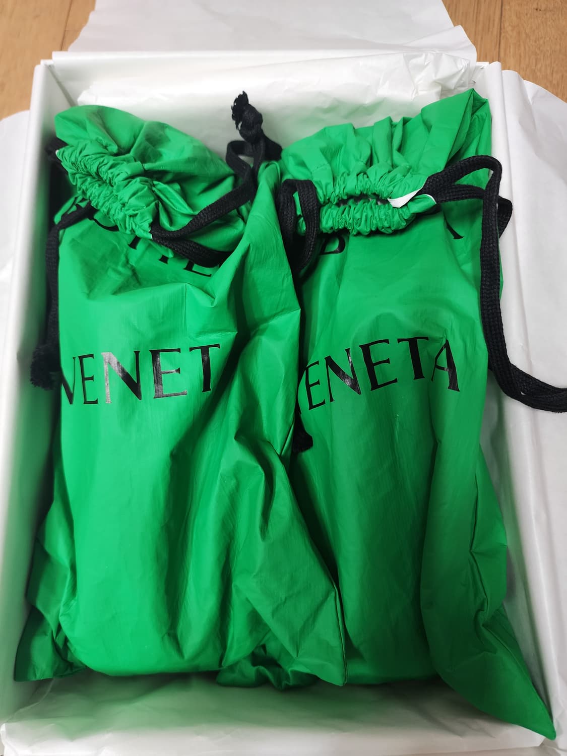 보테가베네타 퍼들플랫샌들 37 상품이미지4