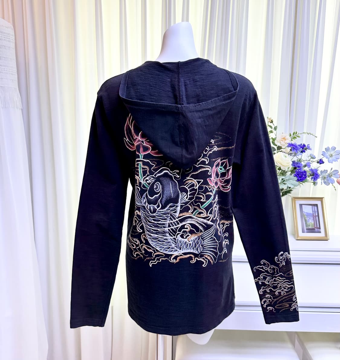 Concept by Eternal 오리엔탈 코이 후드티셔츠 상품이미지3