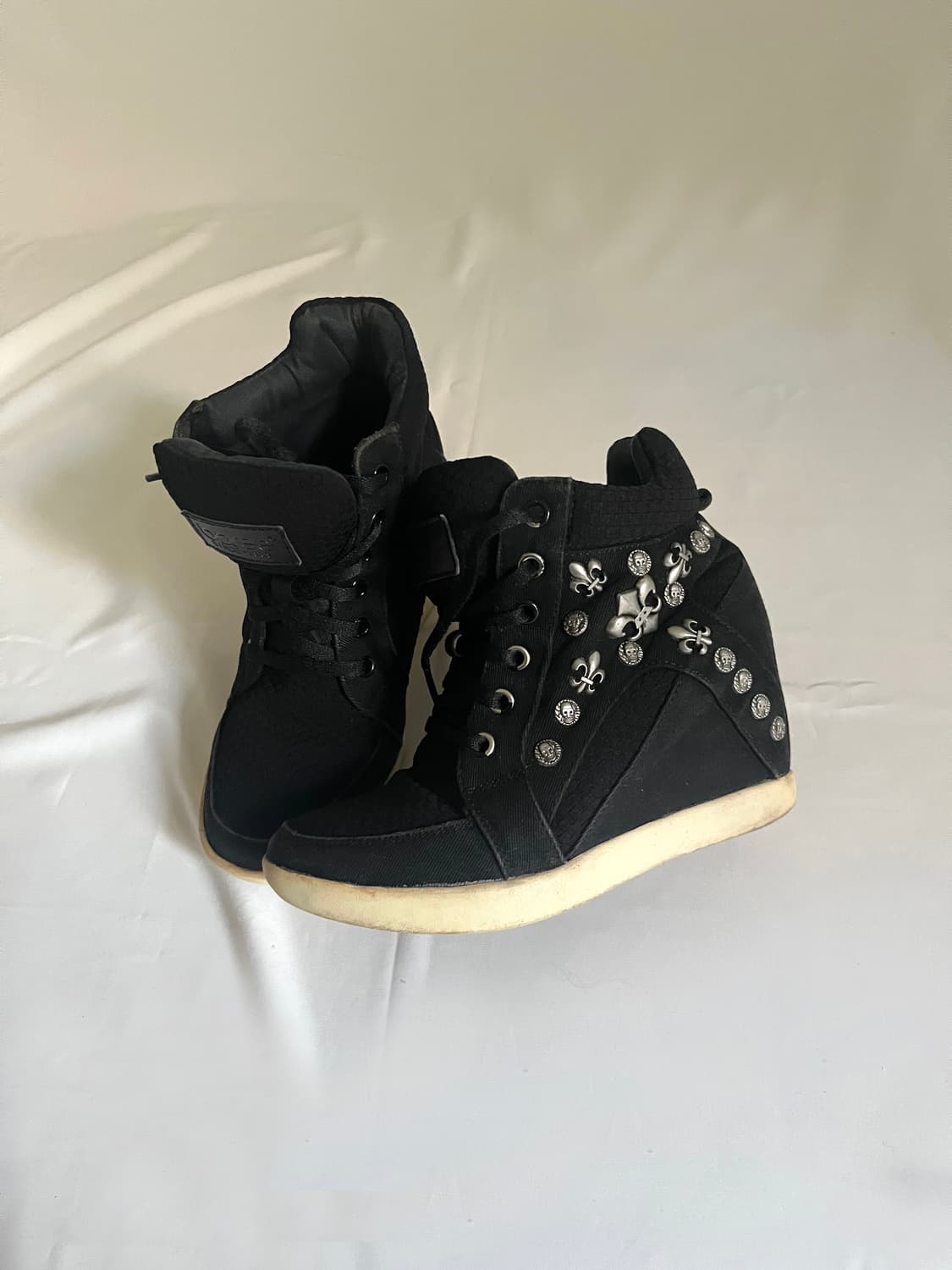 Gothic ⚜️ Stud Wedge High Top 상품이미지7