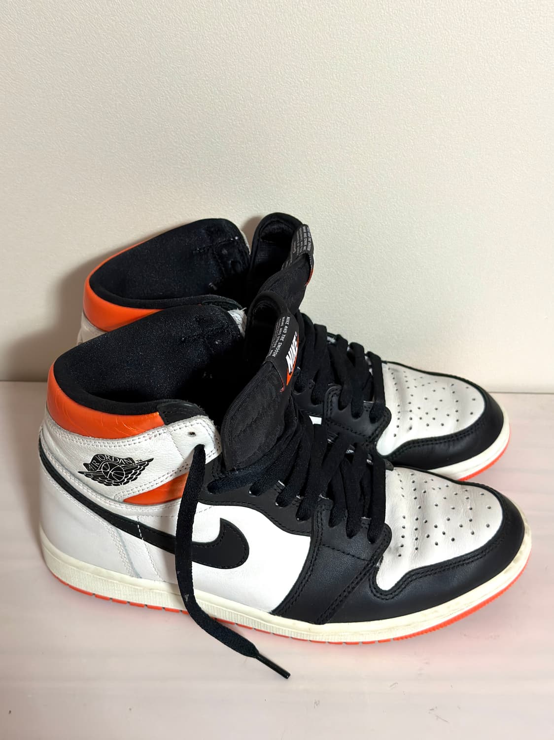 나이키 조던 1 하이 일렉트로 오렌지 265 상품이미지2