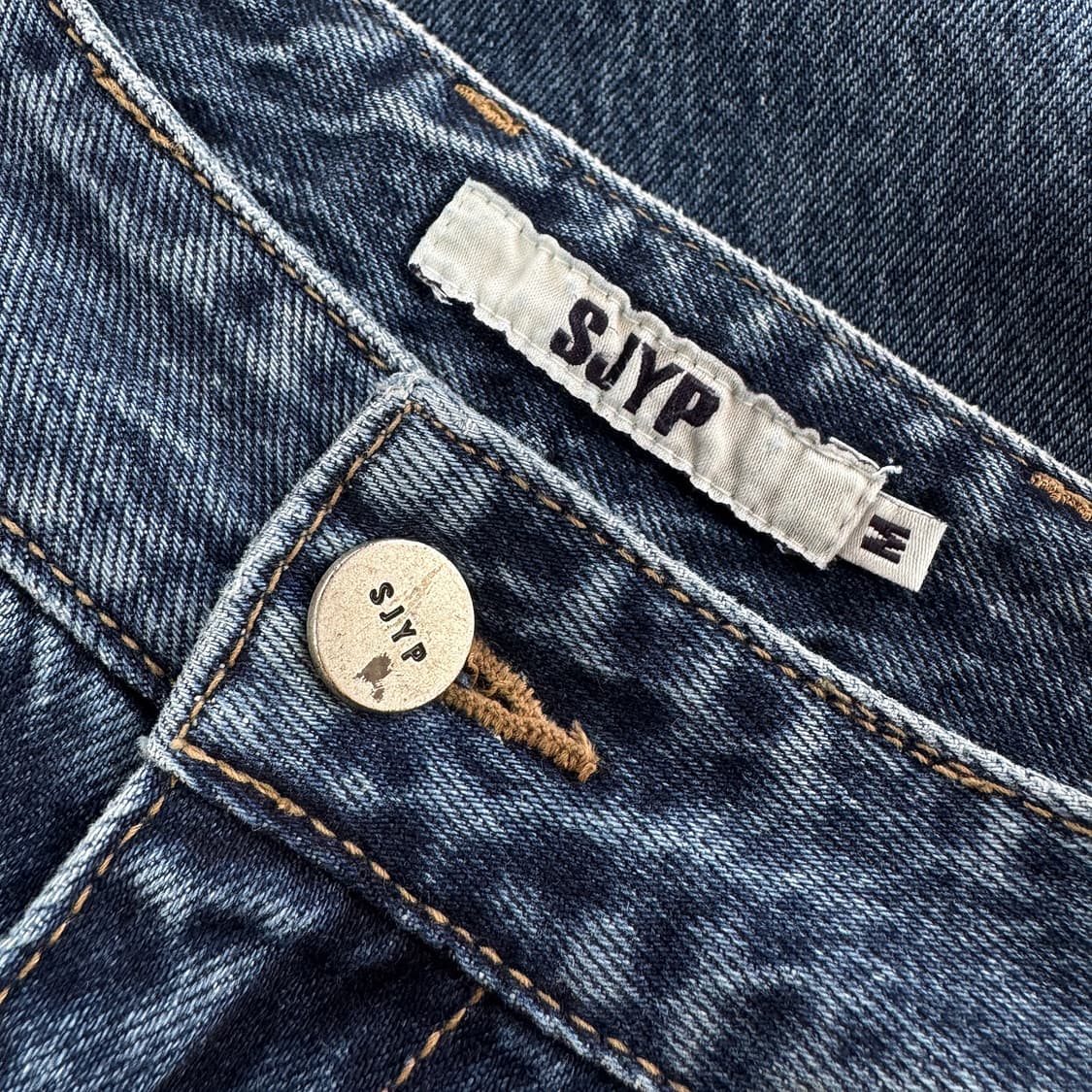 SJYP 절개 스트레이트 데님 팬츠 상품이미지3